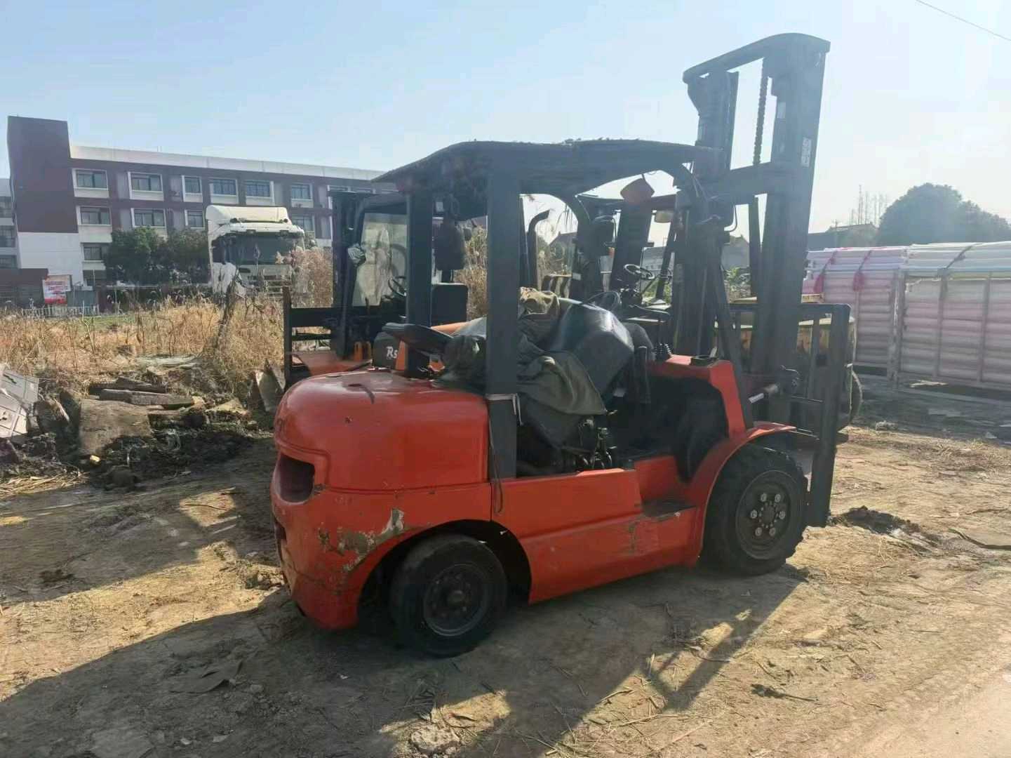 安徽省铜陵市铜官区北京东路与沿新公路交汇处东侧二手其他3.5吨升高0米柴油叉车