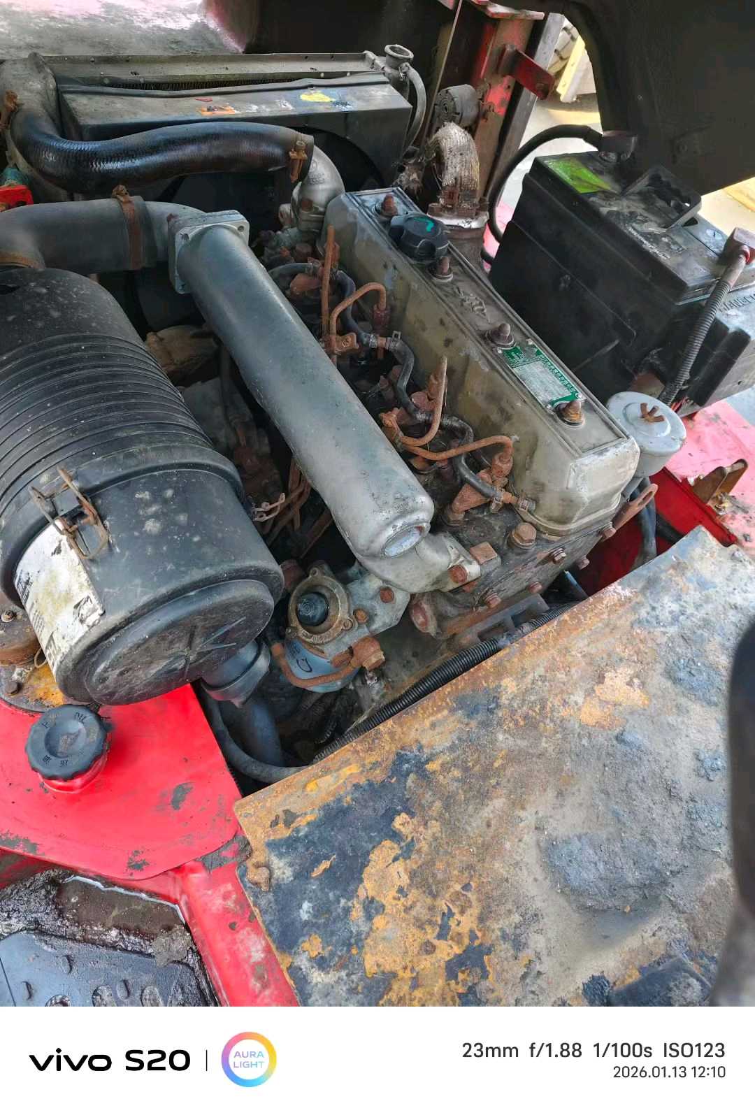 河南省郑州市二七区二马路82号二手杭叉3.5吨升高0米柴油叉车