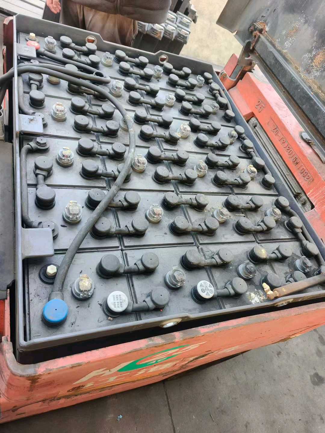 江苏省常州市天宁区关河中路138号二手江淮2.5吨升高0米电动叉车