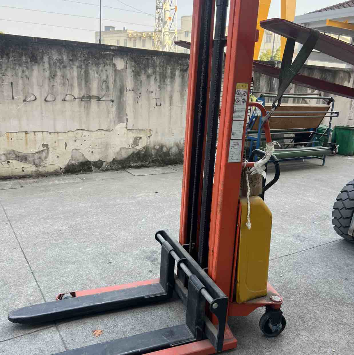 浙江省绍兴市柯桥区小佐路二手其他1.5吨升高0米平衡重电车