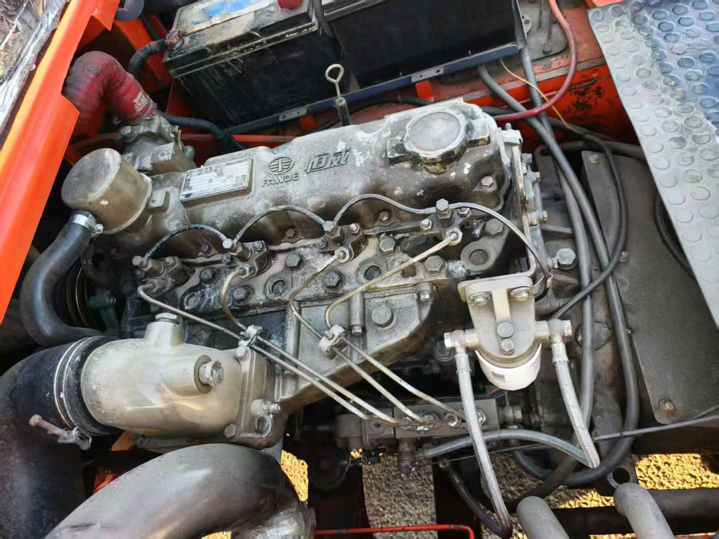 河北省廊坊市安次区常甫路与顺安道交叉口东北侧二手合力5吨升高0米柴油叉车