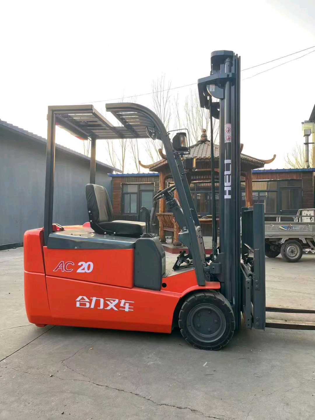 二手合力2吨平衡重式电车出租