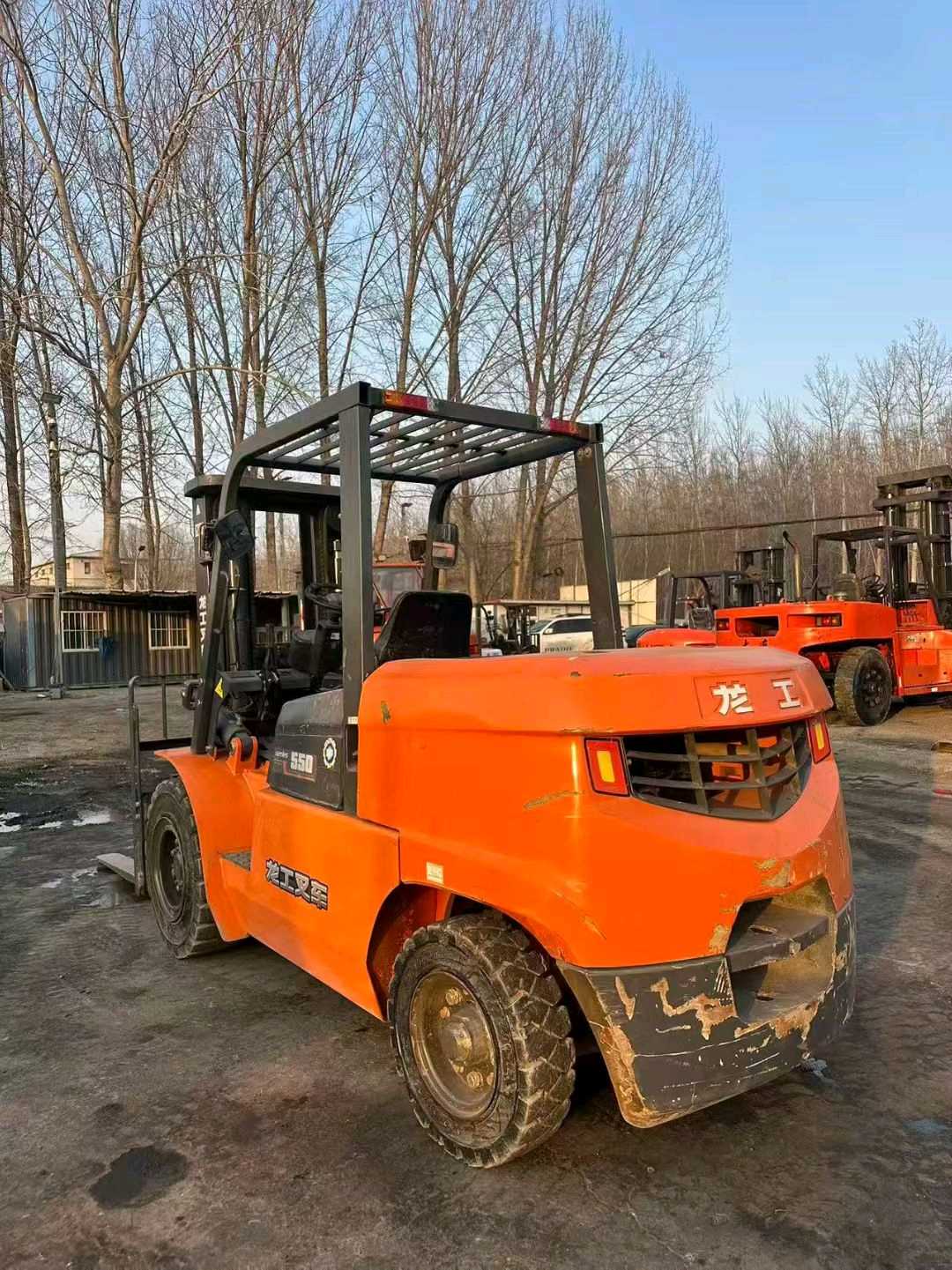 龙工5吨柴油车出租【价格 价格一览表 多少钱一个月】