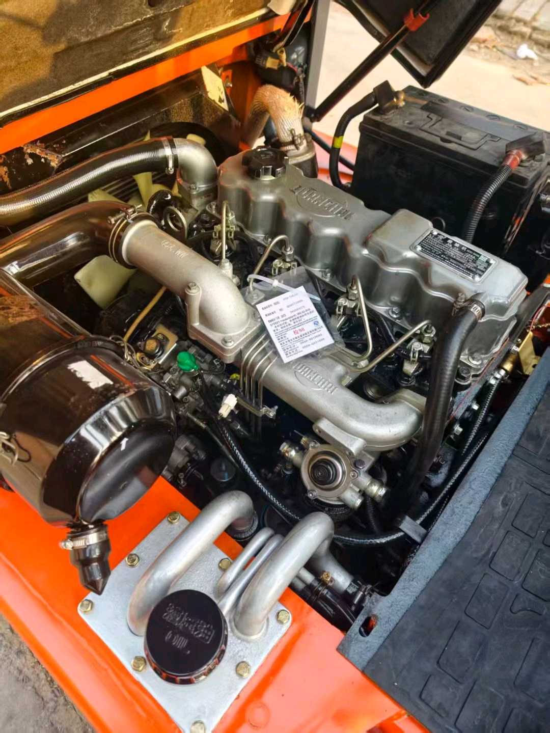 河北省廊坊市安次区常甫路与顺安道交叉口东北侧二手合力3.5吨升高0米柴油叉车