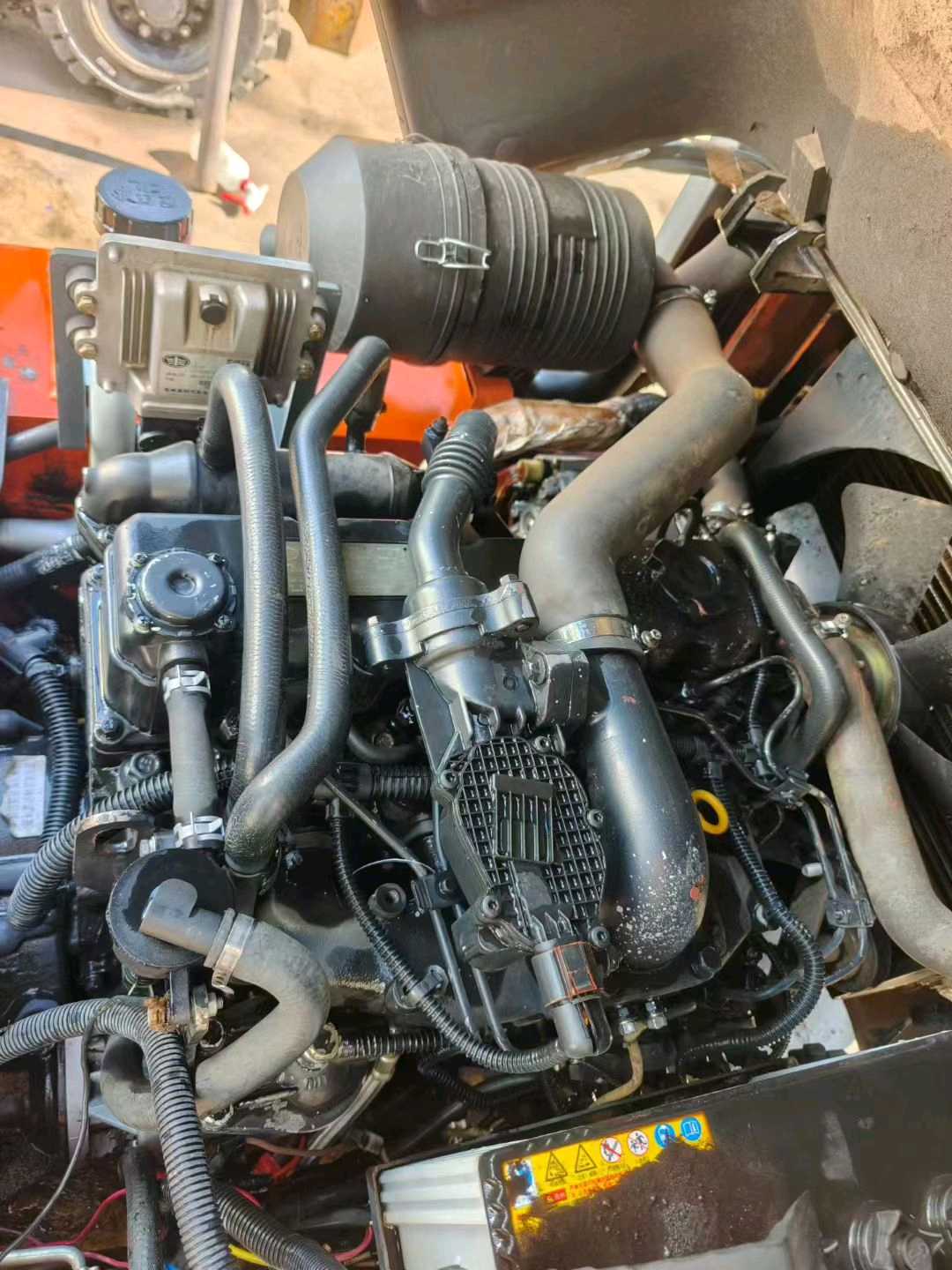 江苏省常州市天宁区关河中路138号二手江淮3吨升高0米柴油叉车