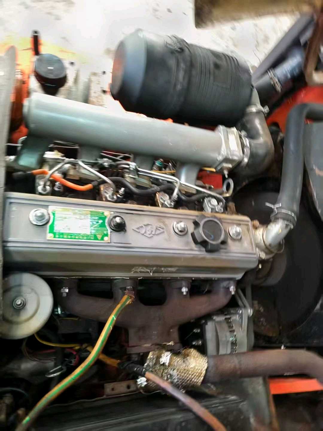 天津市河东区新纬路1号二手江淮2吨升高0米柴油叉车