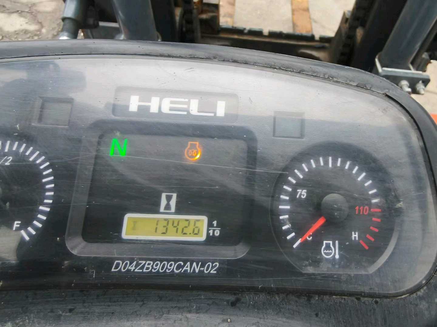 江苏省常州市天宁区关河中路138号二手合力3吨升高0米柴油叉车