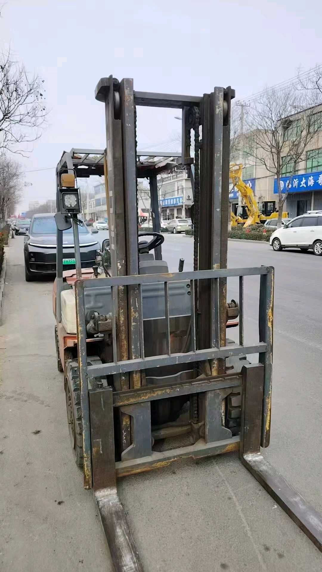 山东省临沂市兰山区沂蒙路223号二手合力3吨升高0米柴油叉车