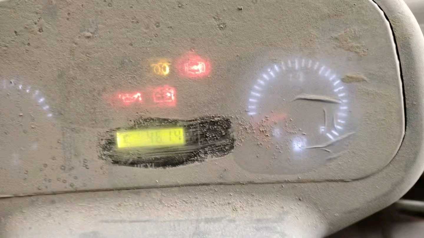 河北省石家庄市桥西区石家庄桥西区京广西街与新石南路交叉口二手台励福3.8吨升高0米柴油叉车