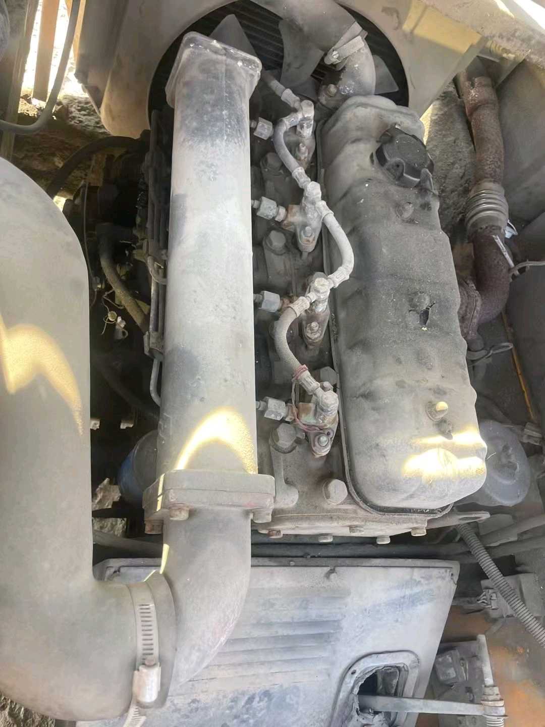 山东省德州市德城区迎宾大街二手杭叉4.5吨升高0米柴油叉车