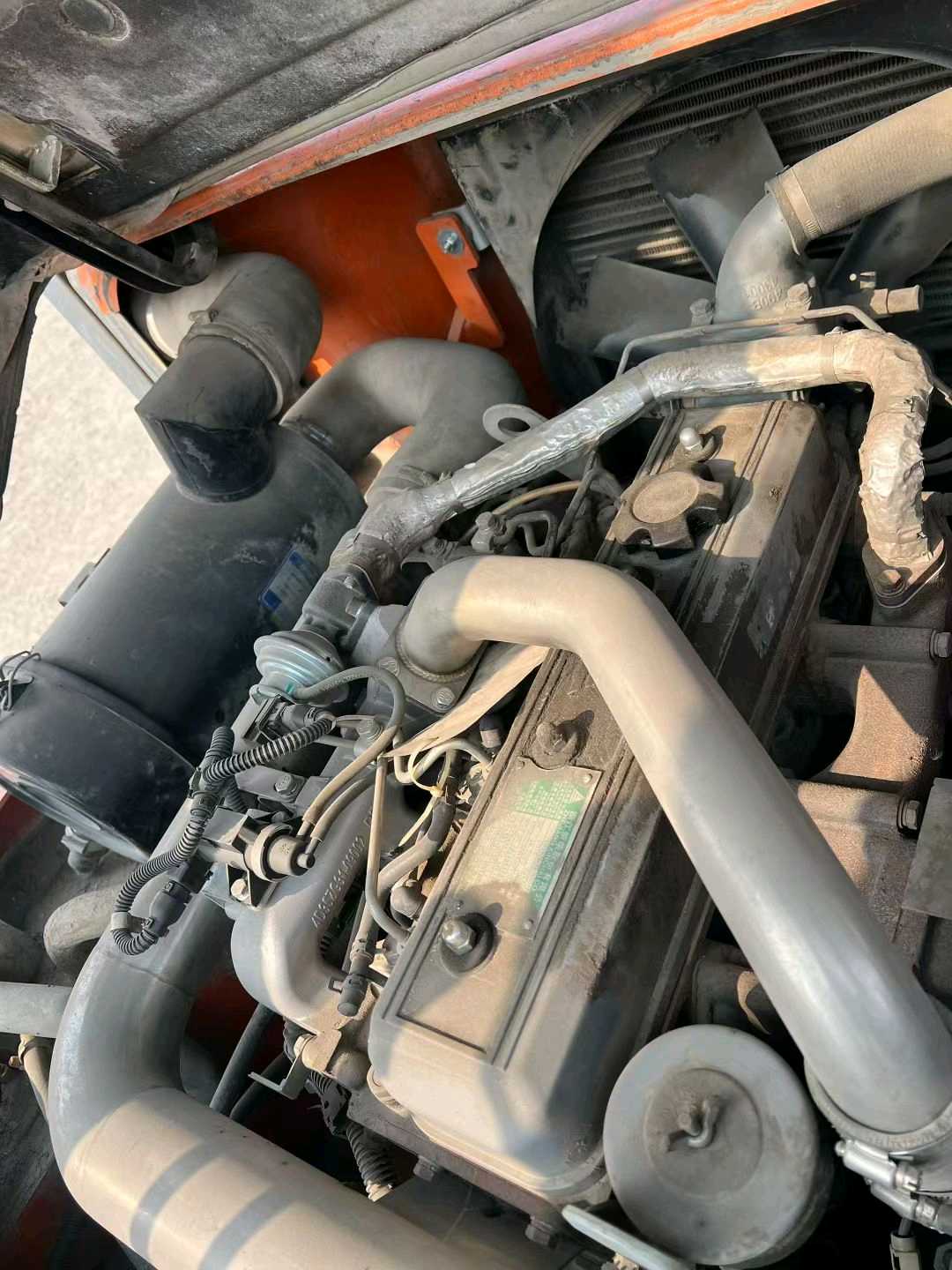 山东省德州市德城区迎宾大街二手合力5吨升高0米柴油叉车