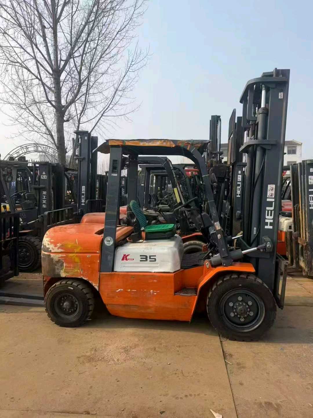 二手合力3.5吨柴油叉车出售