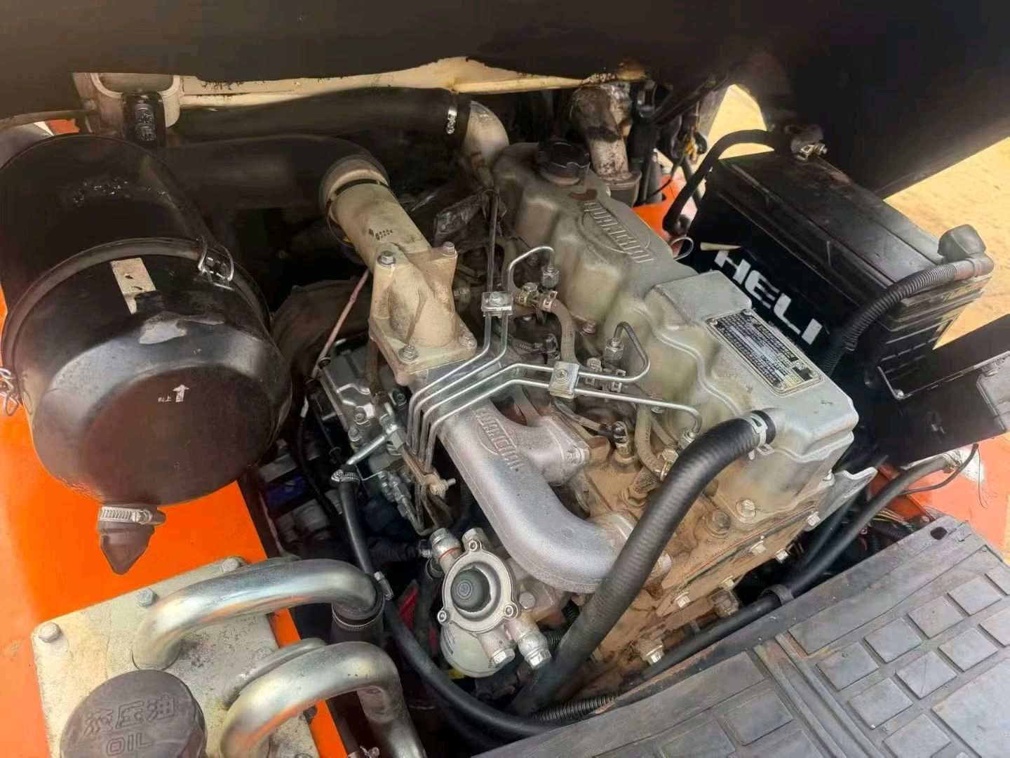 河北省石家庄市桥西区石家庄桥西区京广西街与新石南路交叉口二手合力3.5吨升高0米柴油叉车