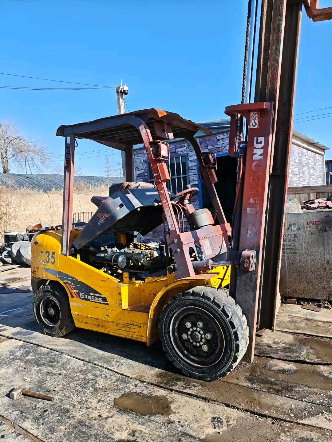 二手柳工3.5吨柴油叉车出售