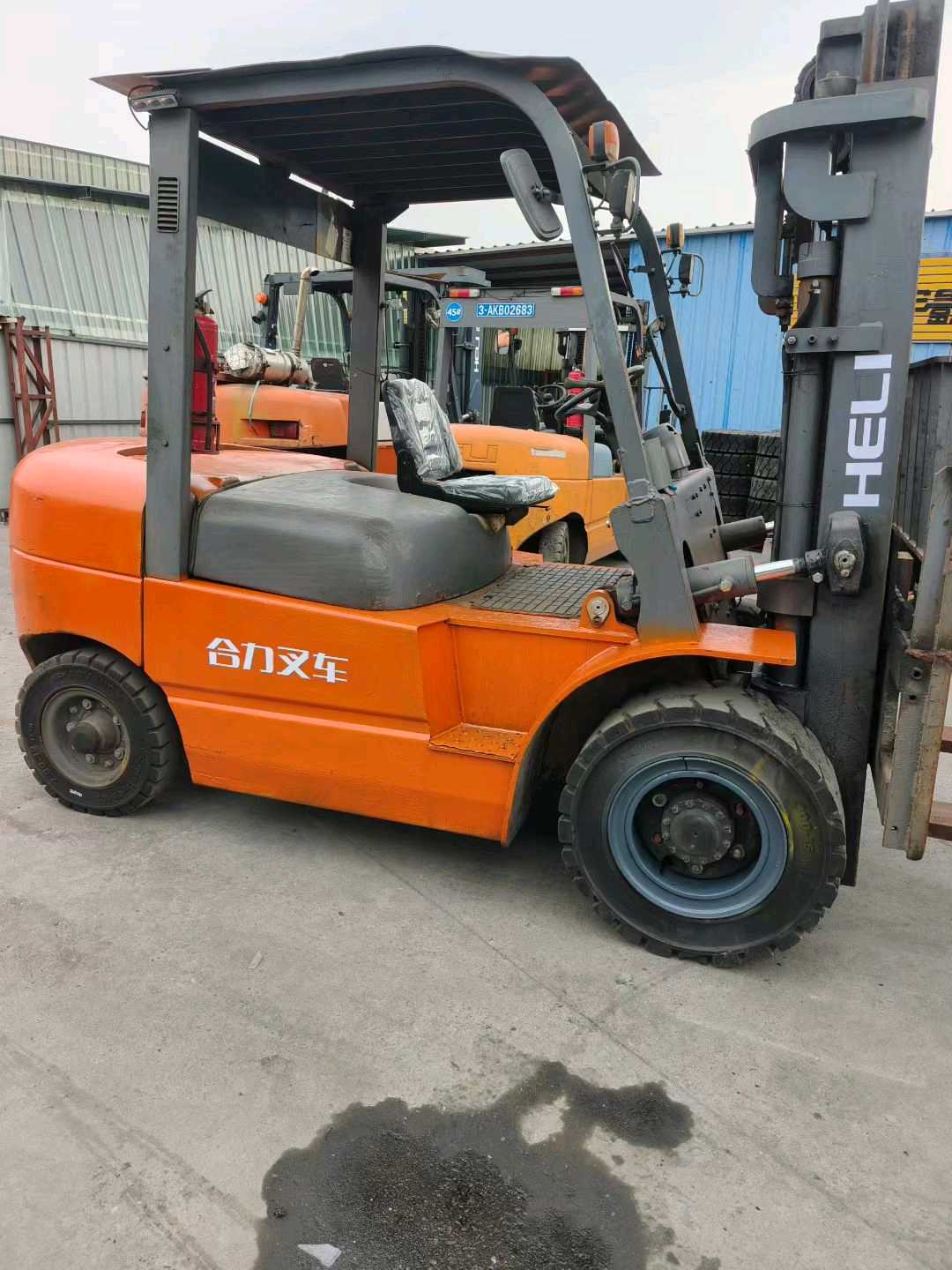 二手合力5吨柴油叉车出售