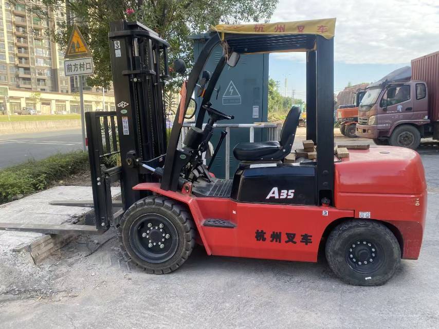 杭叉3.5吨柴油叉车出租【价格 价格一览表 多少钱一个月】