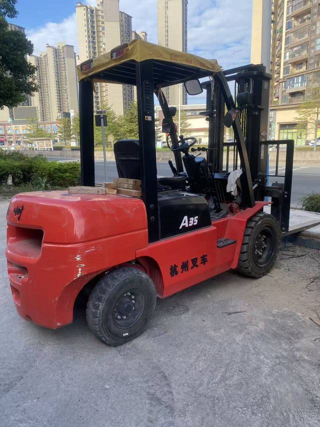 二手杭叉3.5吨柴油叉车出租