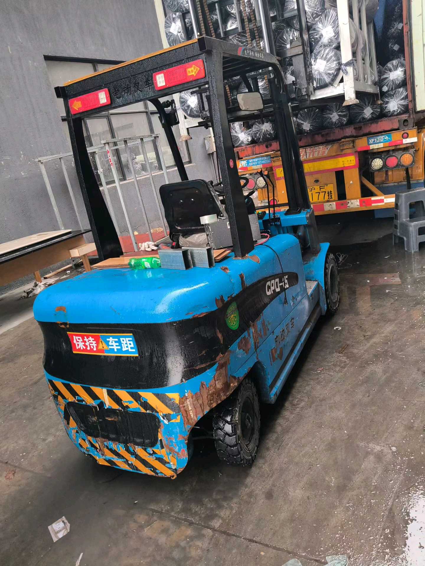 二手其他2.5吨平衡重电车出售