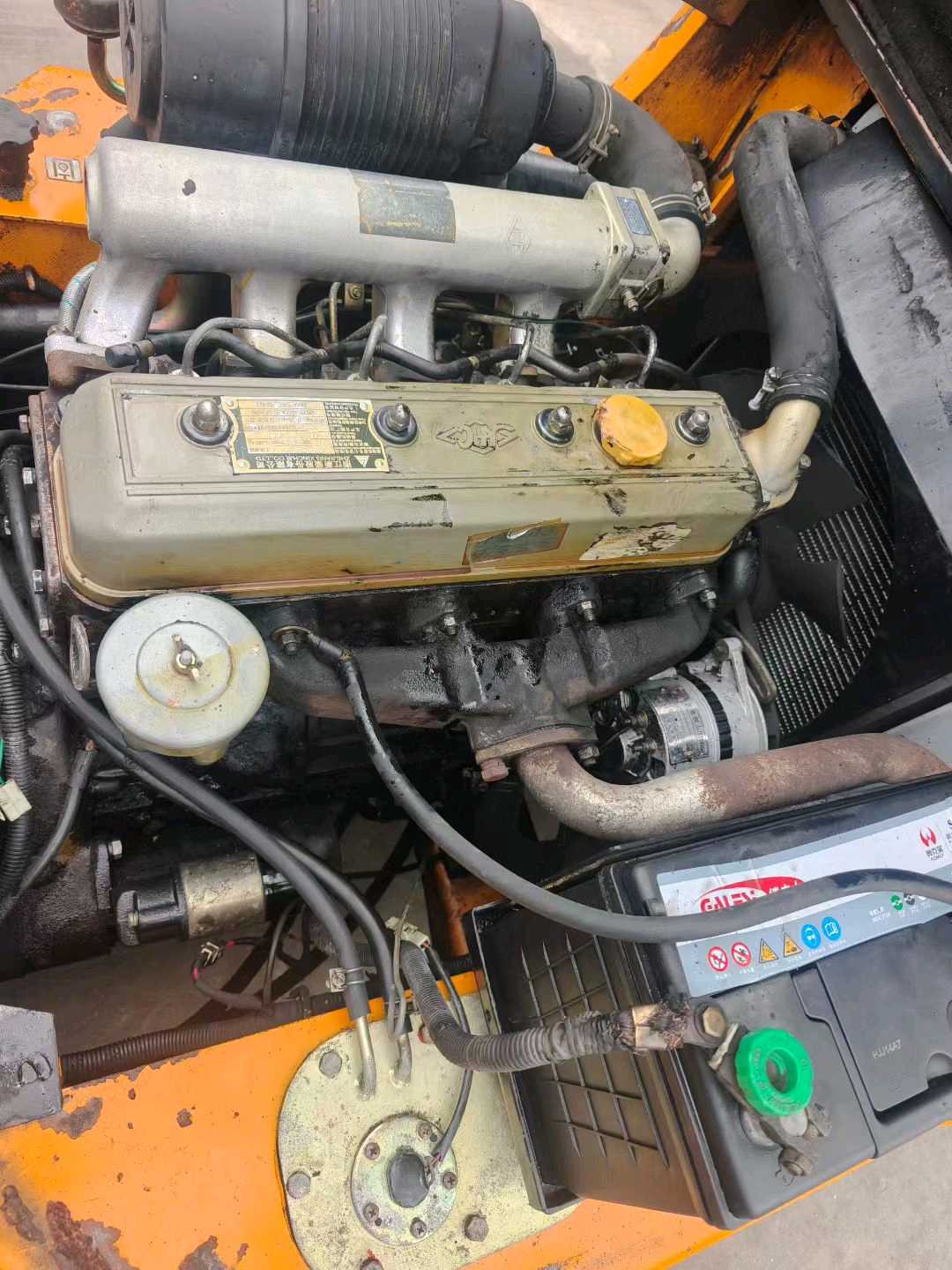 江苏省常州市天宁区关河中路138号二手杭叉3吨升高0米柴油叉车