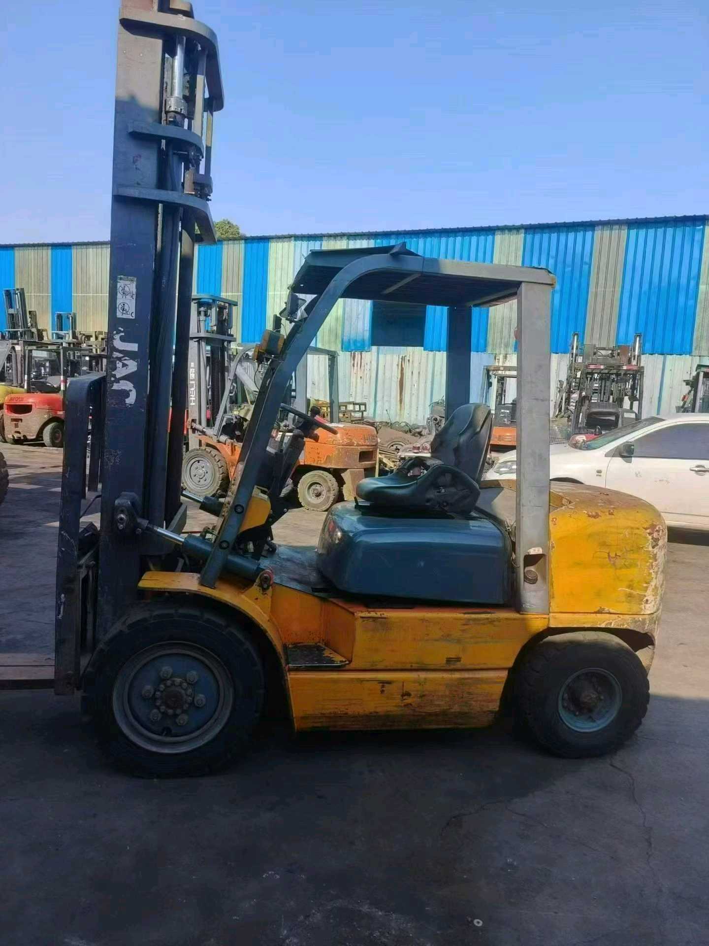 二手江淮3吨柴油叉车出售