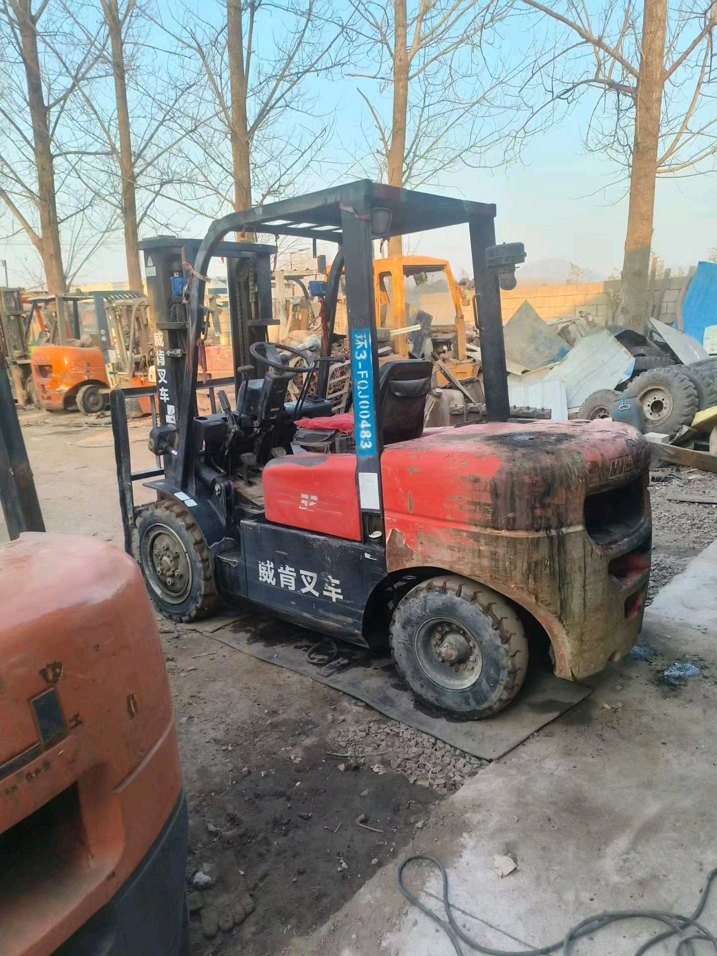 河北省石家庄市桥西区京广西街与新石南路交叉口二手其他3吨升高0米柴油叉车