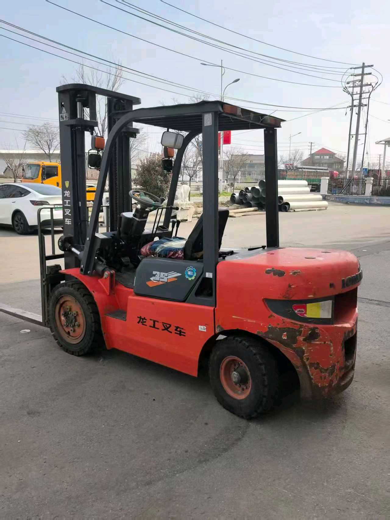 安徽省六安市舒城县千人桥中学北侧500米二手龙工3.5吨升高0米柴油叉车