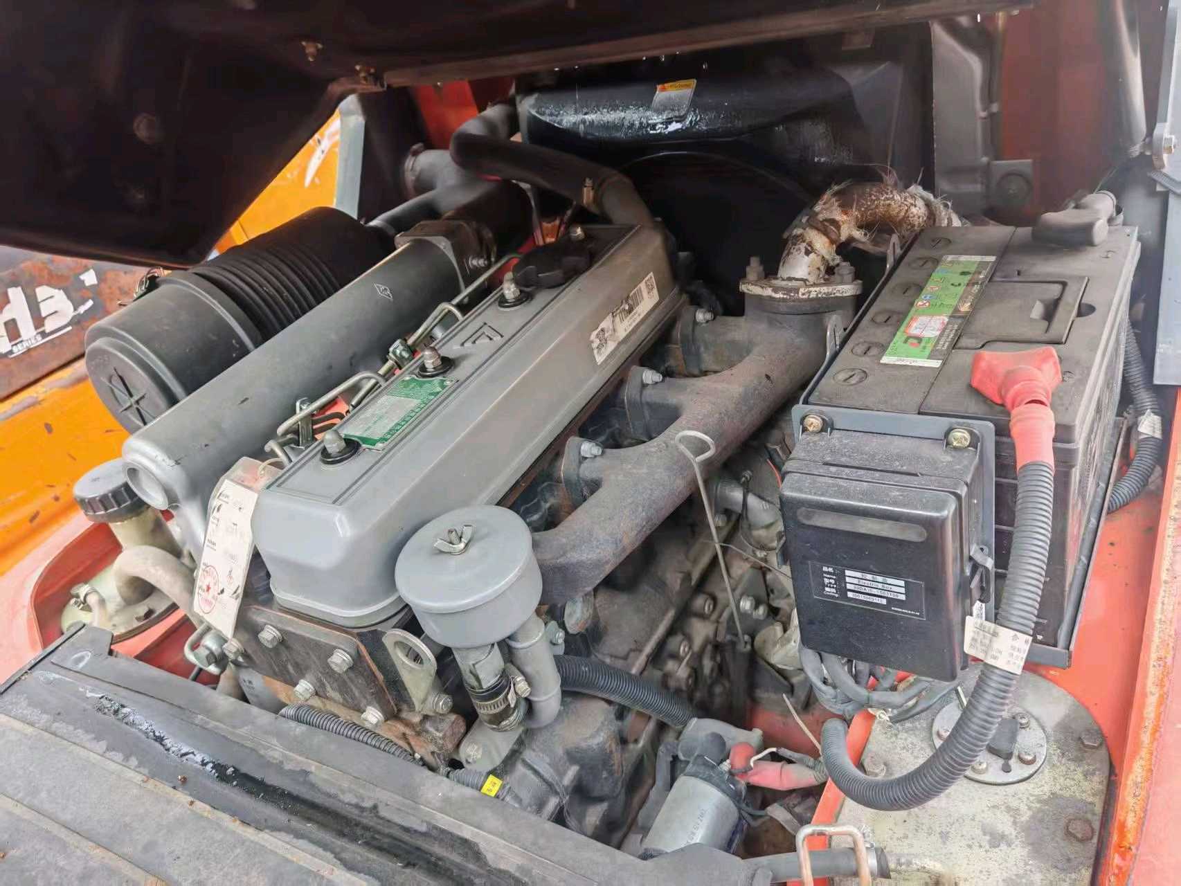 浙江省温州市鹿城区轨道交通S3线二手龙工3.5吨升高0米柴油叉车