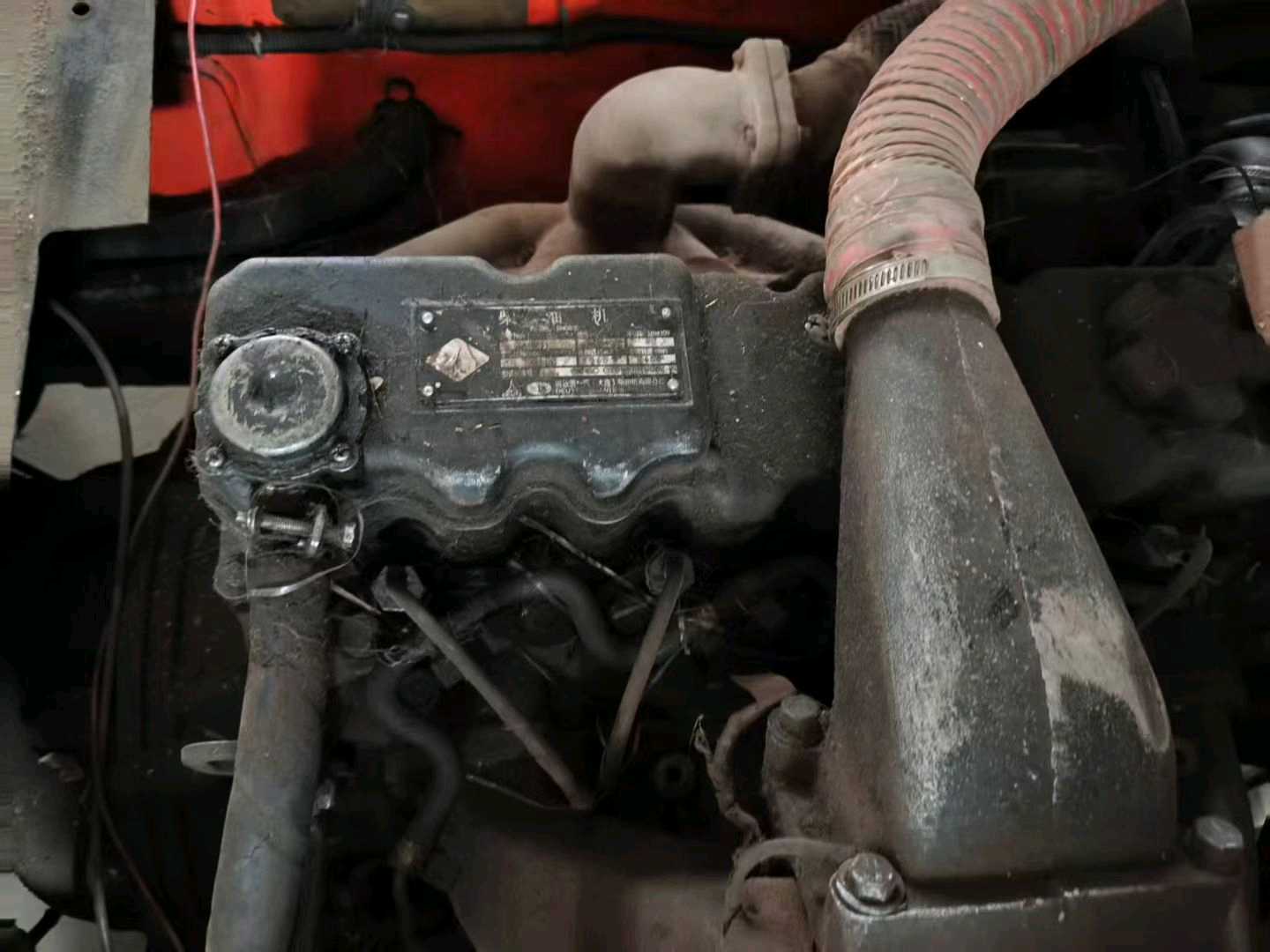 河北省邢台市襄都区车站北路20号二手合力4吨升高0米柴油叉车