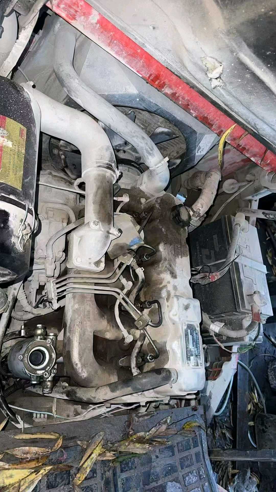 广东省东莞市环湖西路二手合力3吨升高0米柴油叉车