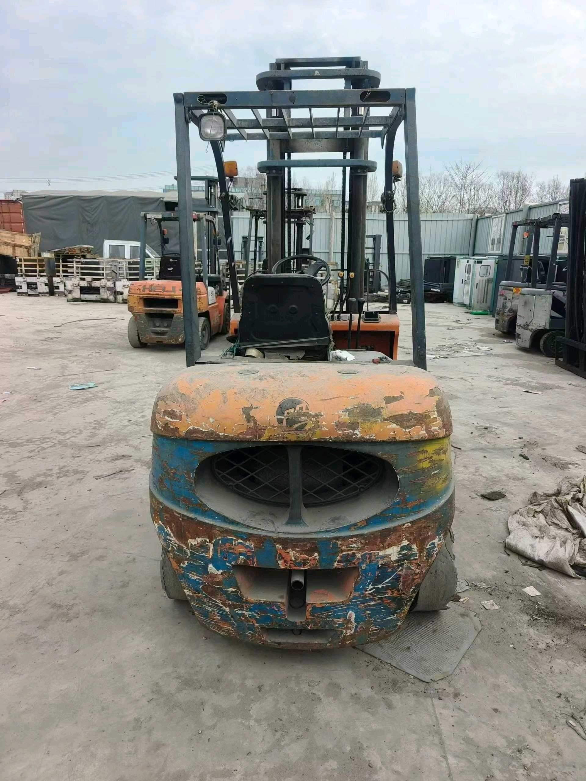 江苏省常州市天宁区关河中路138号二手其他3吨升高0米柴油叉车