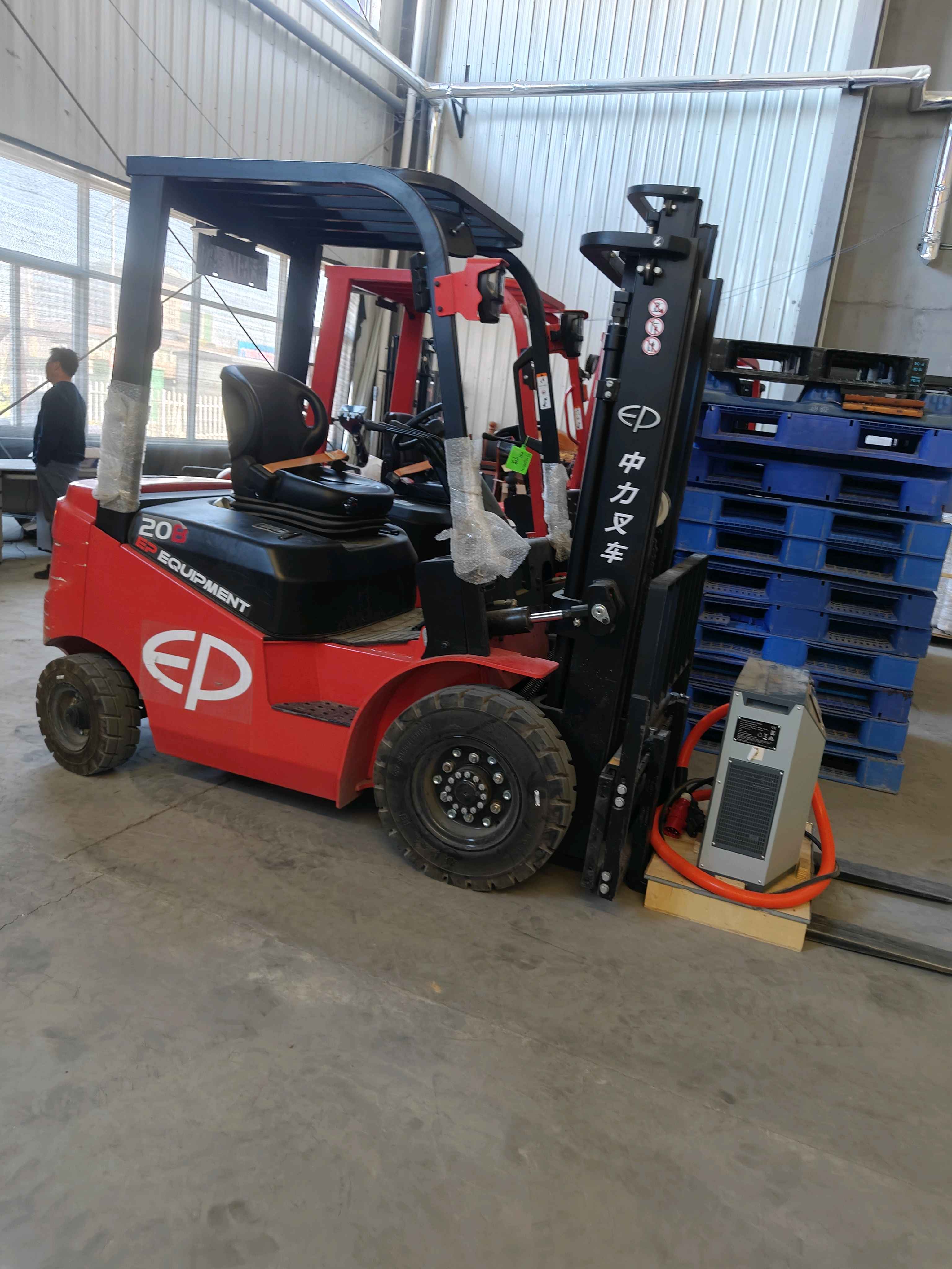 二手中力2吨平衡重电车出租