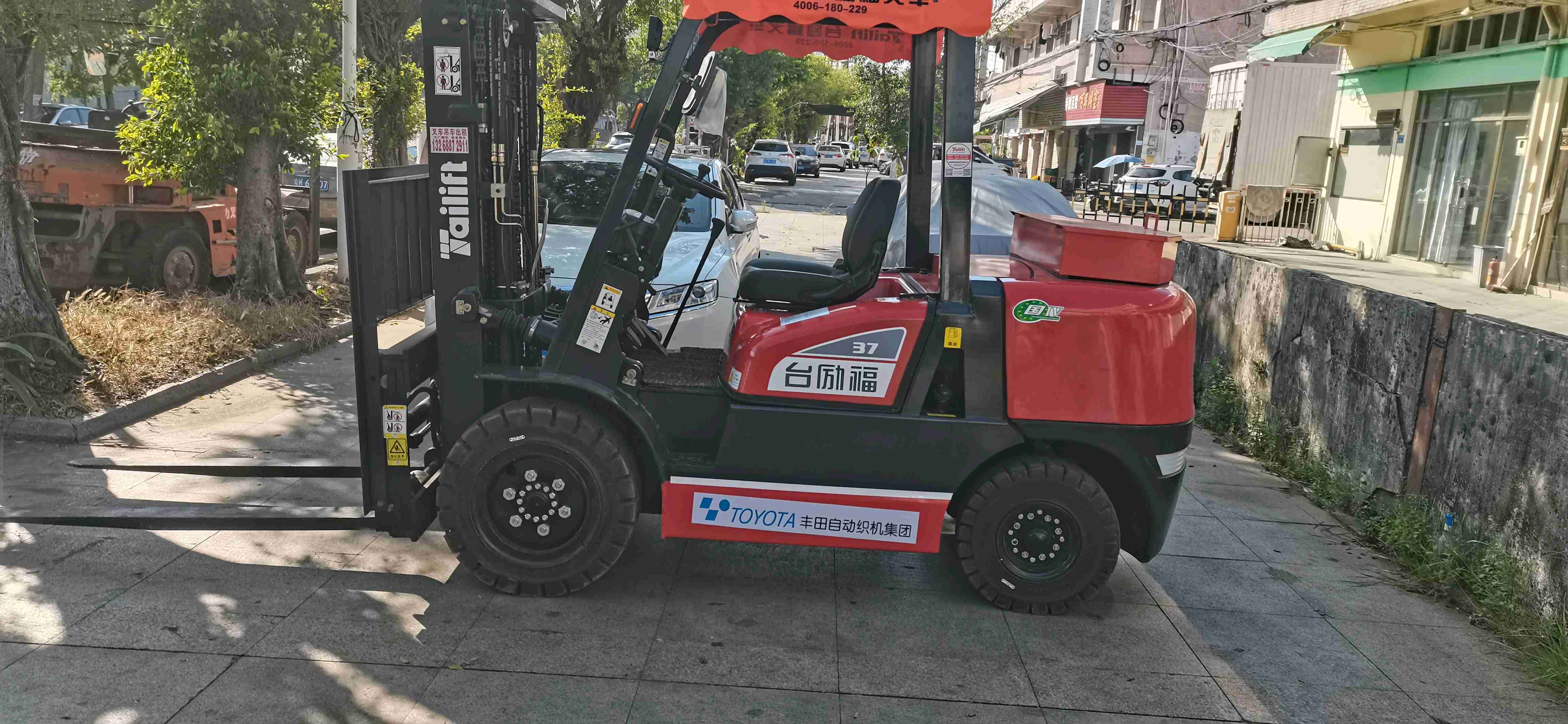 二手台励福3.5吨柴油叉车出租
