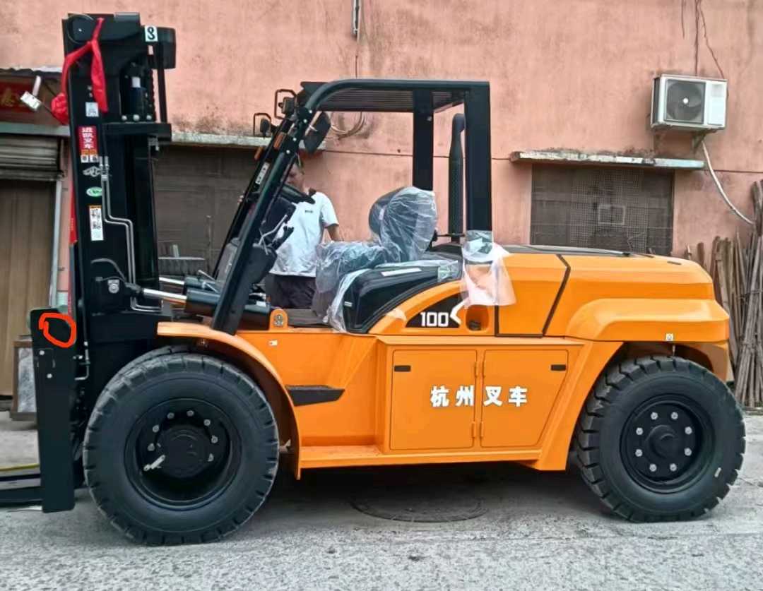 二手杭叉10吨柴油叉车出租