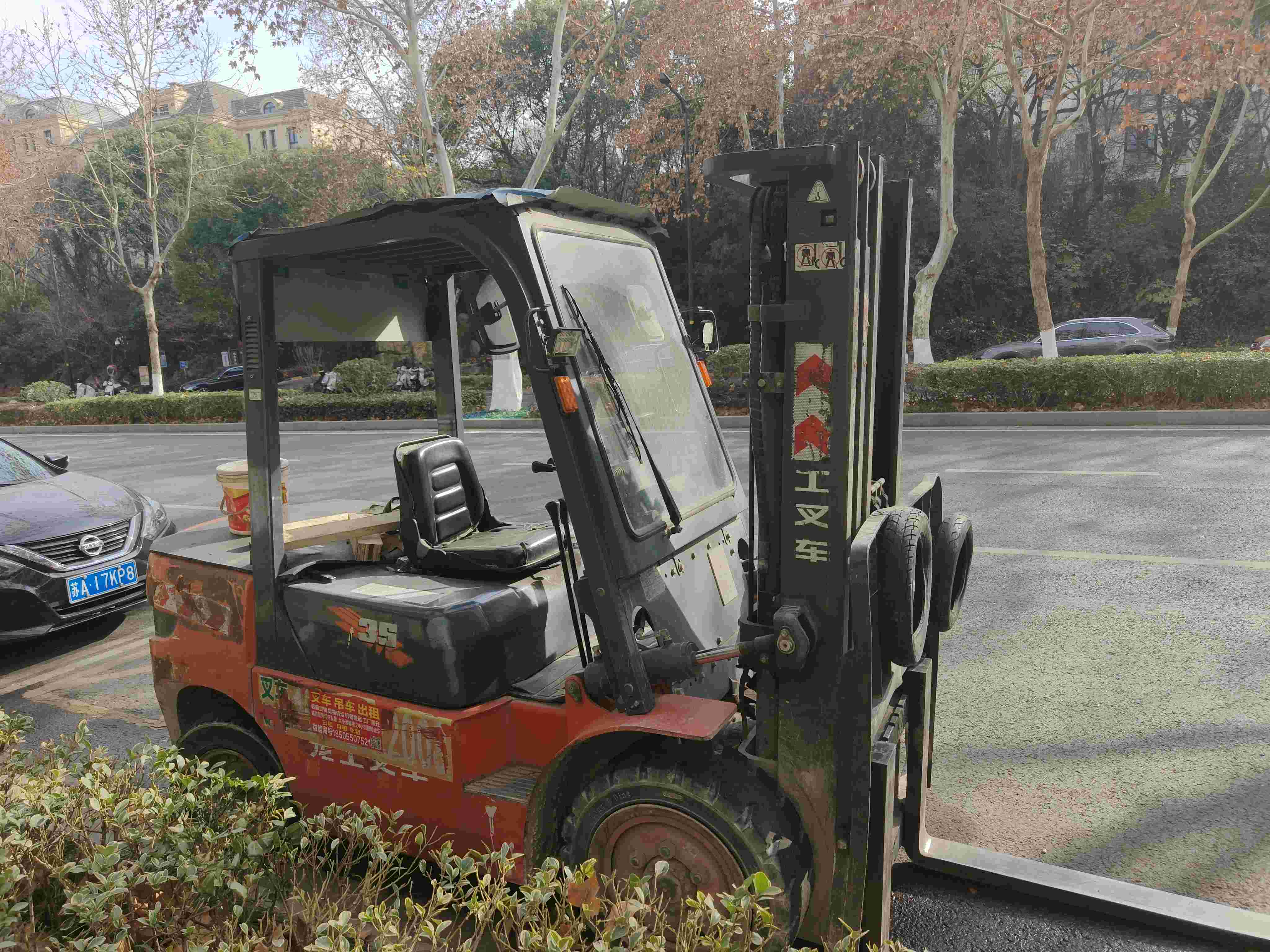 二手龙工3.5吨柴油叉车出租