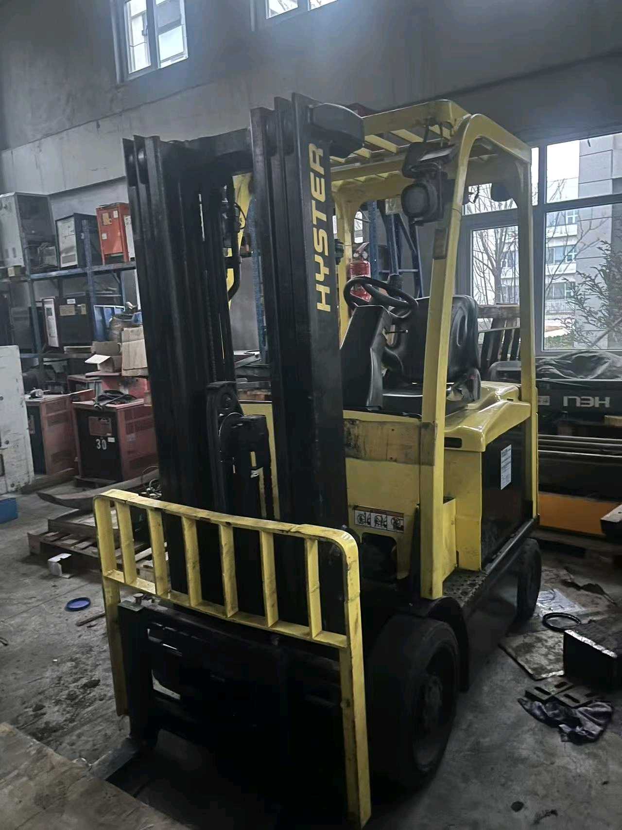 二手海斯特2吨平衡重电车出租