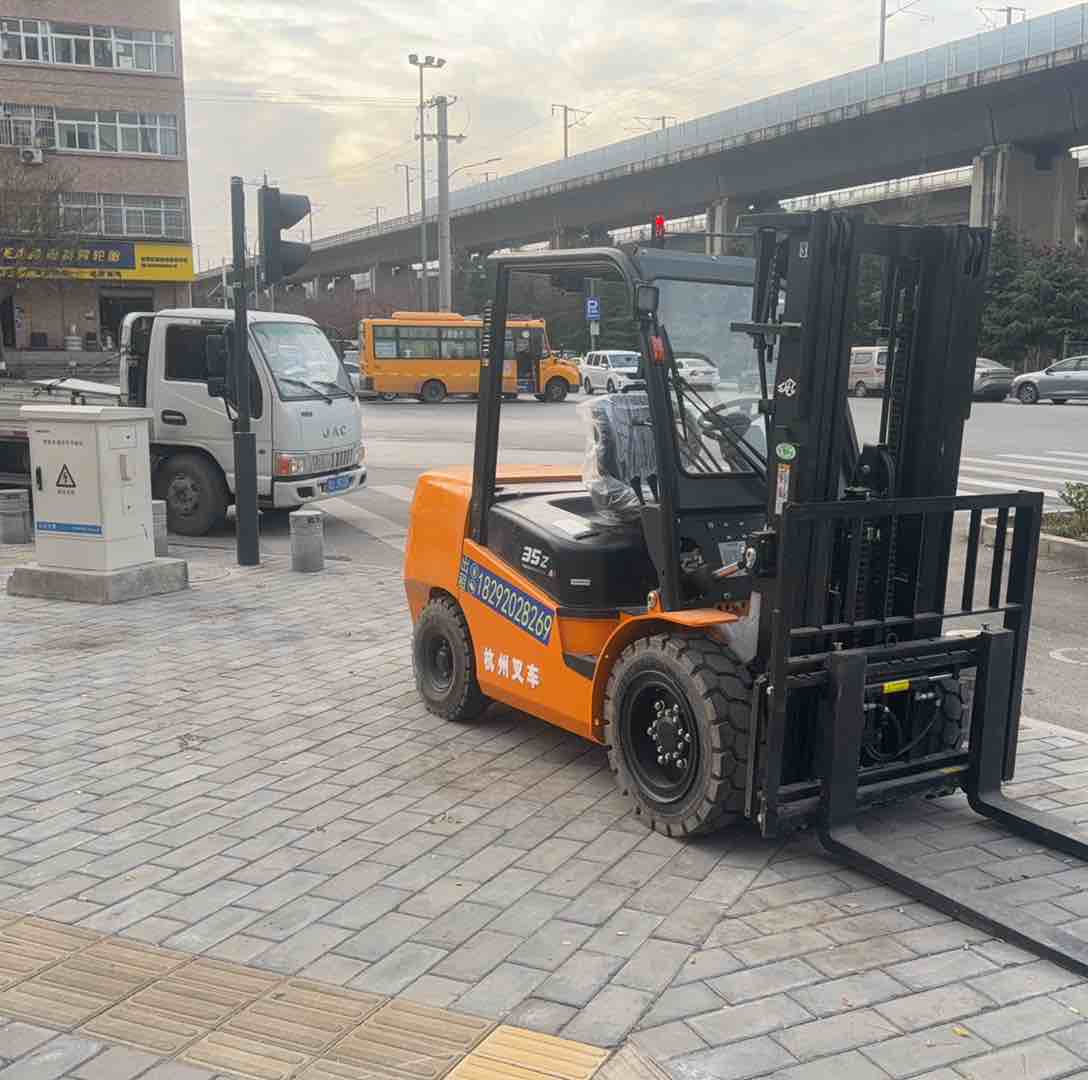 二手杭叉3.5吨柴油车出租
