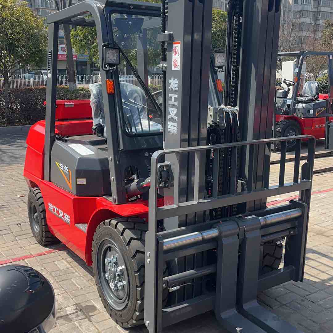 二手龙工3.8吨柴油车出租