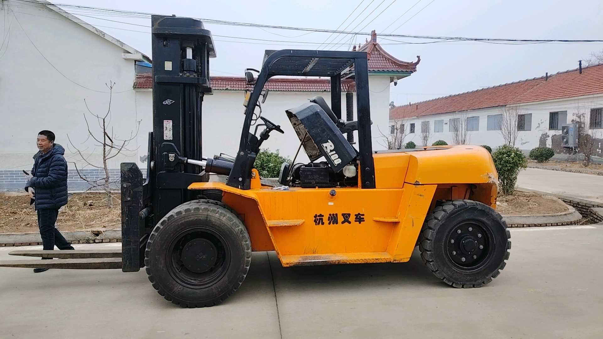 二手杭叉3吨柴油叉车出租